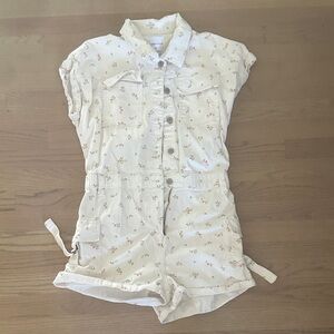 Celebrity Pink White Floral Short Sleeve Romper